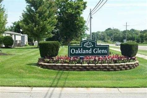 Oakland glens - Oakland Glens is surrounded by scenic wooded acres and well-maintained home sites. Our community offers a private pool, clubhouse, fitness center and playground. Conveniently located near M-5, I-275, I-96 and I-696, you are minutes away from Twelve Oaks Mall and heart of Downtown Novi. 